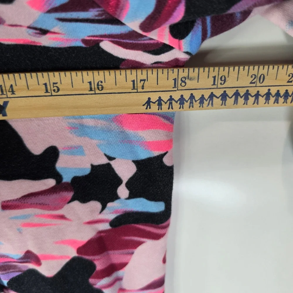Under Armour Girls Hoodie YLG Youth Large Pink Camo Fleece Pullover Sweatshirt